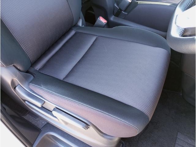 セレナ ハイウェイスター チェアキャブ スロープ 車いす1名セカンド仕様 S-ハイブリッド車 車検2年付 福祉装置点検済 車いす1名+6名乗車 リモコン式電動ウィンチ 両側パワスラ エマージェンシーブレーキ ETC 全国対応1年保証付き 修復歴無し(28枚目)