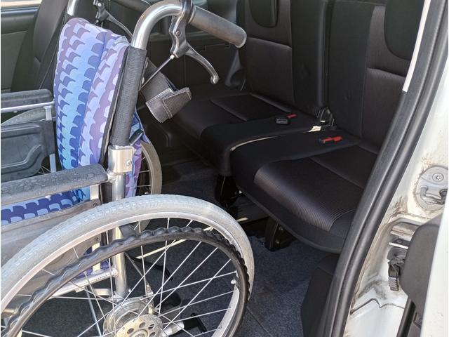 セレナ ハイウェイスター チェアキャブ スロープ 車いす1名セカンド仕様 S-ハイブリッド車 車検2年付 福祉装置点検済 車いす1名+6名乗車 リモコン式電動ウィンチ 両側パワスラ エマージェンシーブレーキ ETC 全国対応1年保証付き 修復歴無し(52枚目)