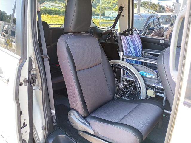 セレナ ハイウェイスター チェアキャブ スロープ 車いす1名セカンド仕様 S-ハイブリッド車 車検2年付 福祉装置点検済 車いす1名+6名乗車 リモコン式電動ウィンチ 両側パワスラ エマージェンシーブレーキ ETC 全国対応1年保証付き 修復歴無し(54枚目)