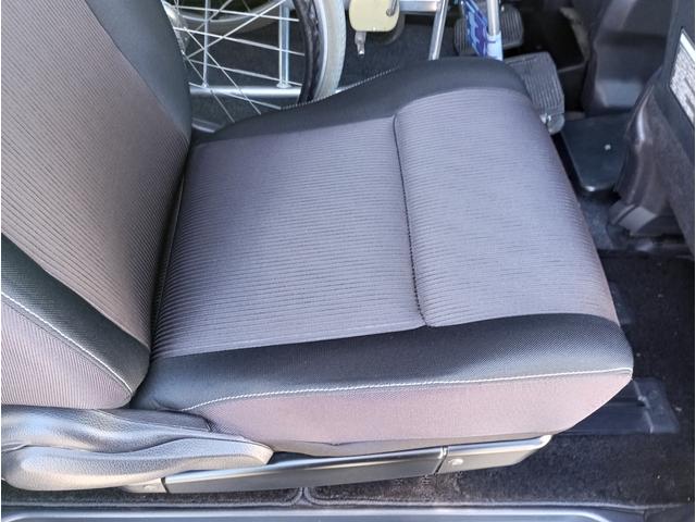 セレナ ハイウェイスター チェアキャブ スロープ 車いす1名セカンド仕様 S-ハイブリッド車 車検2年付 福祉装置点検済 車いす1名+6名乗車 リモコン式電動ウィンチ 両側パワスラ エマージェンシーブレーキ ETC 全国対応1年保証付き 修復歴無し(55枚目)