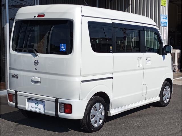 ＮＶ１００クリッパーリオ チェアキャブ　車検２年付　車いすスロープ　福祉装置点検済　車いす１名＋３名乗車　通常４名乗車　リモコン式電動ウィンチ　キーレス　スマートキー　社外ナビ　バックカメラ　　全国対応１年保証付き　修復歴無し（5枚目）