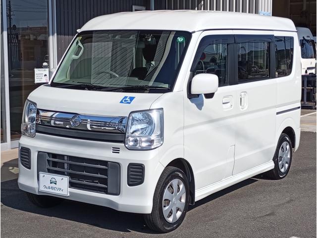 ＮＶ１００クリッパーリオ チェアキャブ　車検２年付　車いすスロープ　福祉装置点検済　車いす１名＋３名乗車　通常４名乗車　リモコン式電動ウィンチ　キーレス　スマートキー　社外ナビ　バックカメラ　　全国対応１年保証付き　修復歴無し（9枚目）