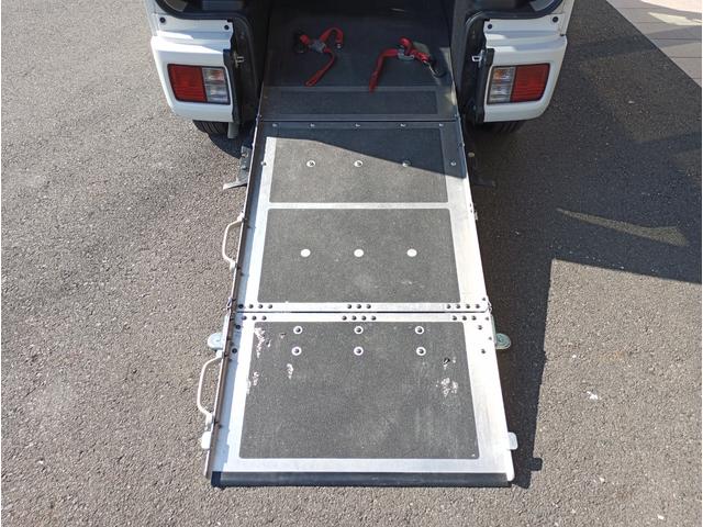 ＮＶ１００クリッパーリオ チェアキャブ　車検２年付　車いすスロープ　福祉装置点検済　車いす１名＋３名乗車　通常４名乗車　リモコン式電動ウィンチ　キーレス　スマートキー　社外ナビ　バックカメラ　　全国対応１年保証付き　修復歴無し（12枚目）