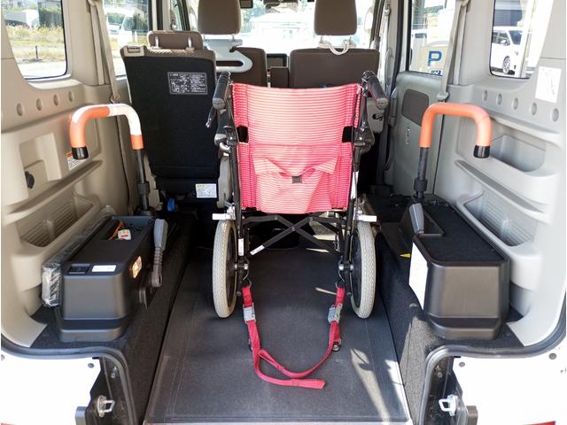 ＮＶ１００クリッパーリオ チェアキャブ　車検２年付　車いすスロープ　福祉装置点検済　車いす１名＋３名乗車　通常４名乗車　リモコン式電動ウィンチ　キーレス　スマートキー　社外ナビ　バックカメラ　　全国対応１年保証付き　修復歴無し（17枚目）