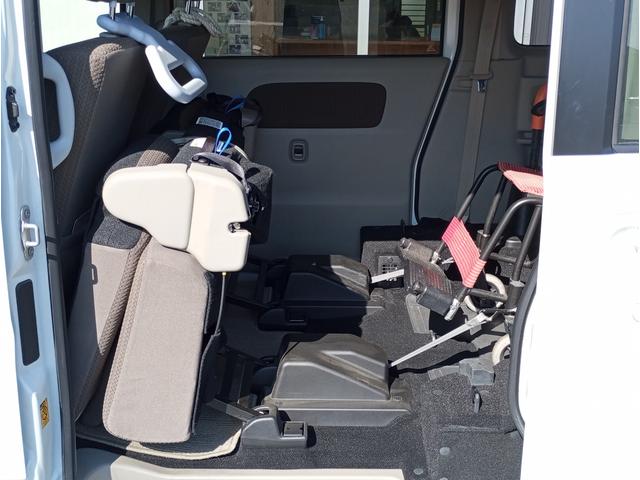ＮＶ１００クリッパーリオ チェアキャブ　車検２年付　車いすスロープ　福祉装置点検済　車いす１名＋３名乗車　通常４名乗車　リモコン式電動ウィンチ　キーレス　スマートキー　社外ナビ　バックカメラ　　全国対応１年保証付き　修復歴無し（27枚目）