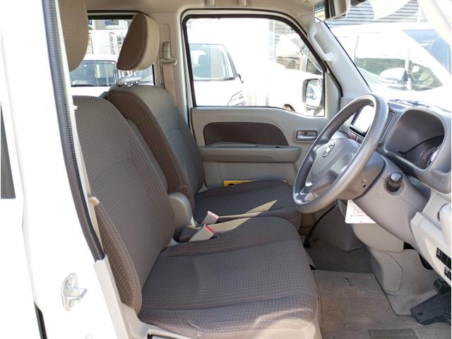 ＮＶ１００クリッパーリオ チェアキャブ　車検２年付　車いすスロープ　福祉装置点検済　車いす１名＋３名乗車　通常４名乗車　リモコン式電動ウィンチ　キーレス　スマートキー　社外ナビ　バックカメラ　　全国対応１年保証付き　修復歴無し（46枚目）