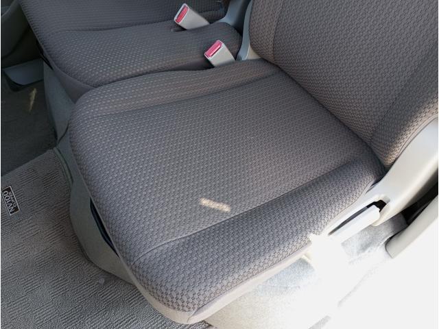 ＮＶ１００クリッパーリオ チェアキャブ　車検２年付　車いすスロープ　福祉装置点検済　車いす１名＋３名乗車　通常４名乗車　リモコン式電動ウィンチ　キーレス　スマートキー　社外ナビ　バックカメラ　　全国対応１年保証付き　修復歴無し（51枚目）