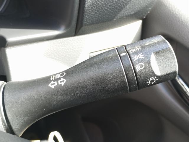 ＮＶ３５０キャラバンバン チェアキャブＭタイプ　車検２年付　福祉装置点検済　車いす２名＋８名乗車　スライドドア連動ステップ　バックカメラ　キーレス　全国対応１年保証付き（25枚目）