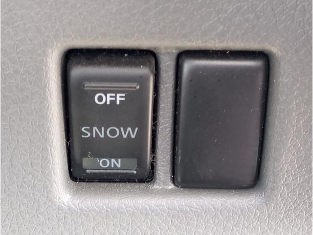 ＮＶ３５０キャラバンバン チェアキャブＭタイプ　車検２年付　福祉装置点検済　車いす２名＋８名乗車　スライドドア連動ステップ　バックカメラ　キーレス　全国対応１年保証付き（30枚目）