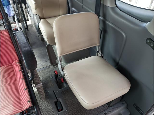 ＮＶ３５０キャラバンバン チェアキャブＭタイプ　車検２年付　福祉装置点検済　車いす２名＋８名乗車　スライドドア連動ステップ　バックカメラ　キーレス　全国対応１年保証付き（49枚目）