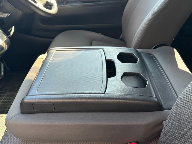 ハイエースバン ウェルキャブ　車いす仕様車　Ｆタイプ　車検２年付　ディーゼル　４ＷＤ　車いすリフト　福祉装置点検済　車いす２名＋８名乗車　スライドドア連動ステップ　キーレス　純正オーディオ　全国対応１年保証付き　修復歴無し（54枚目）