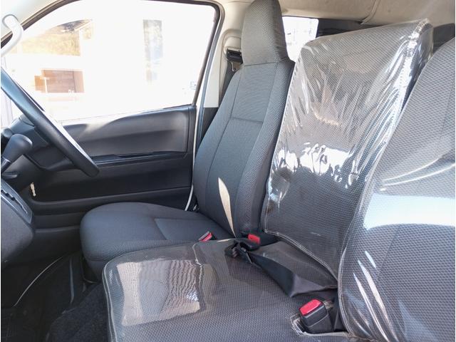 ハイエースバン 車いす仕様車　Ｂタイプ　車検２年付　車いすリフト　福祉装置点検済　ディーゼル車　車いす２名と８名乗車　福祉車両リフト　キーレス　電動格納ミラー　スライドドア連動ステップ　全国対応１年保証付き　修復歴無し（39枚目）