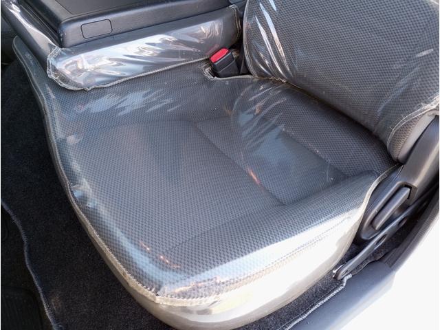 ハイエースバン 車いす仕様車　Ｂタイプ　車検２年付　車いすリフト　福祉装置点検済　ディーゼル車　車いす２名と８名乗車　福祉車両リフト　キーレス　電動格納ミラー　スライドドア連動ステップ　全国対応１年保証付き　修復歴無し（41枚目）