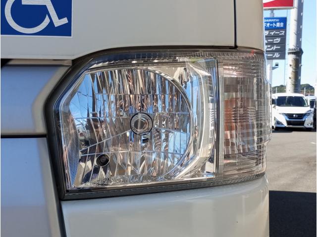 ハイエースバン 車いす仕様車　Ｂタイプ　車検２年付　車いすリフト　福祉装置点検済　ディーゼル車　車いす２名と８名乗車　福祉車両リフト　キーレス　電動格納ミラー　スライドドア連動ステップ　全国対応１年保証付き　修復歴無し（53枚目）