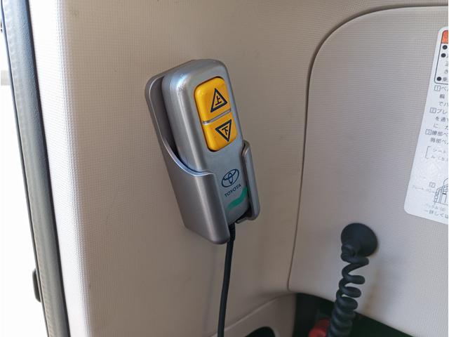 ポルテ Ｘ　ウェルキャブ　サイドアクセス車　専用車いす仕様　車検２年付　福祉装置点検済　車いす１名＋２名乗車　通常３名乗車　リモコン式　キーレス　スマートキー　バックカメラ　左側パワースライドドア　全国対応１年保証付き（21枚目）