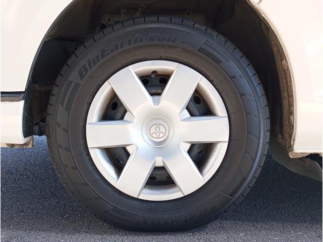 レジアスエースバン 車いす仕様車　ウェルキャブＢタイプ　車検２年付　福祉装置点検済　車いす２名＋８名乗車　純正ナビ　バックカメラ　トヨタセーフティセンス　パワースライドドア　スライドドア連動ステップ　可倒式手すり　全国対応１年保証付き　修復歴無し（53枚目）