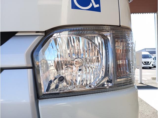 レジアスエースバン 車いす仕様車　ウェルキャブＢタイプ　車検２年付　福祉装置点検済　車いす２名＋８名乗車　純正ナビ　バックカメラ　トヨタセーフティセンス　パワースライドドア　スライドドア連動ステップ　可倒式手すり　全国対応１年保証付き　修復歴無し（57枚目）