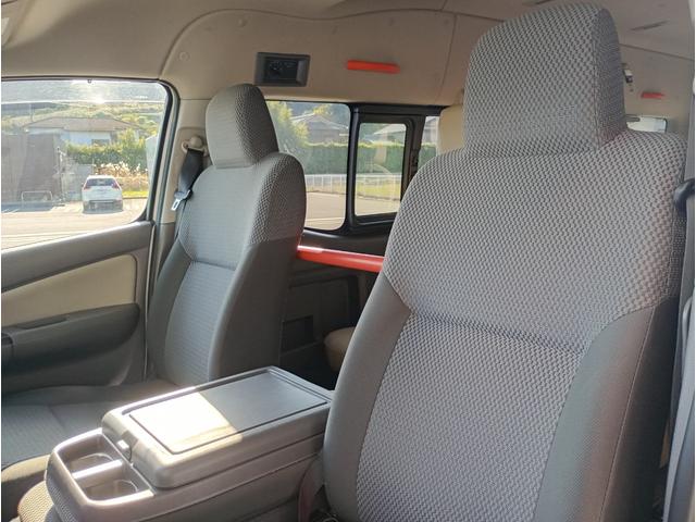 ＮＶ３５０キャラバンバン チェアキャブ　車いす１＋１名仕様　車検２年付　福祉装置点検済　車いす２名＋７名乗車　車いす１名＋９名乗車　純正ナビ　アラウンドビューモニター　ＥＴＣ　エマージェンシーブレーキ　スライドドア連動ステップ　全国対応１年保証付き　修復歴無し（39枚目）