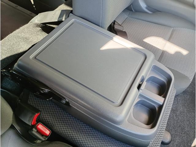 ＮＶ３５０キャラバンバン チェアキャブ　車いす１＋１名仕様　車検２年付　福祉装置点検済　車いす２名＋７名乗車　車いす１名＋９名乗車　純正ナビ　アラウンドビューモニター　ＥＴＣ　エマージェンシーブレーキ　スライドドア連動ステップ　全国対応１年保証付き　修復歴無し（40枚目）