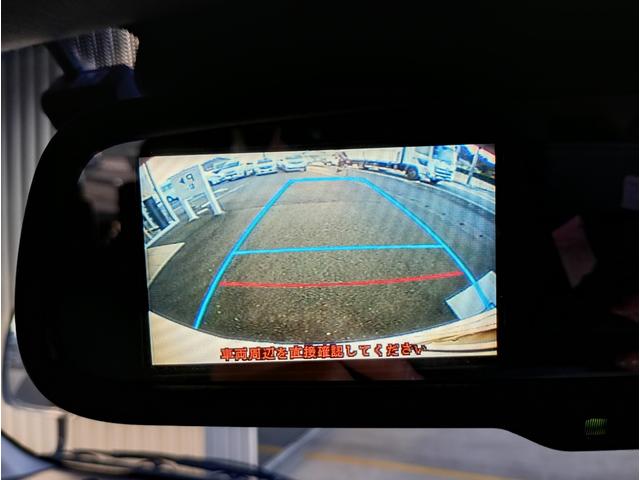 ハイエースバン 車いす仕様車　タイプＣ　車検２年付　車いすリフト　福祉装置点検済　車いす１名＋９名乗車　キーレス　純正オーディオ　スライドドア連動ステップ　バックカメラ　コーナーセンサー　全国対応１年保証付き　修復歴無し　福祉車両（22枚目）