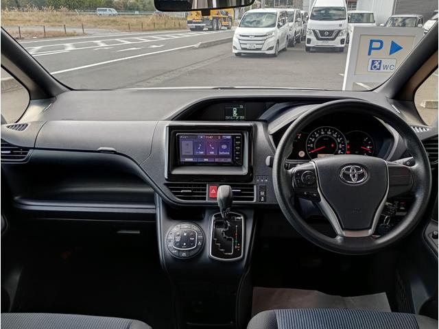 ノア Ｘ　車いす仕様車　スロープタイプ　タイプ１　車いす２脚仕様　車検２年付　福祉装置点検済　後退防止装置　車いす２名＋３名乗車　車いす１名＋６　純正ナビ　バックカメラ　左側パワースライドドア　ＥＴＣ　トヨタセーフティセンス　全国対応１年保証付　修復歴無し　福祉車両（14枚目）