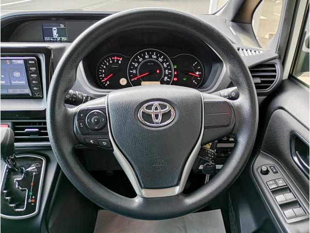 ノア Ｘ　車いす仕様車　スロープタイプ　タイプ１　車いす２脚仕様　車検２年付　福祉装置点検済　後退防止装置　車いす２名＋３名乗車　車いす１名＋６　純正ナビ　バックカメラ　左側パワースライドドア　ＥＴＣ　トヨタセーフティセンス　全国対応１年保証付　修復歴無し　福祉車両（15枚目）