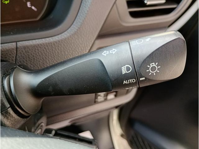 ノア Ｘ　車いす仕様車　スロープタイプ　タイプ１　車いす２脚仕様　車検２年付　福祉装置点検済　後退防止装置　車いす２名＋３名乗車　車いす１名＋６　純正ナビ　バックカメラ　左側パワースライドドア　ＥＴＣ　トヨタセーフティセンス　全国対応１年保証付　修復歴無し　福祉車両（18枚目）