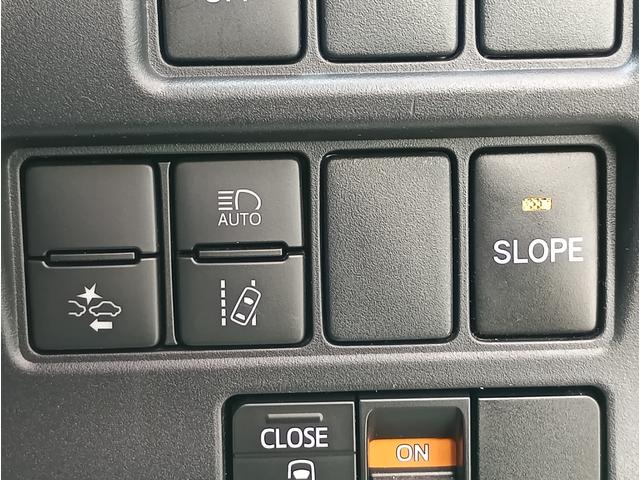 ノア Ｘ　車いす仕様車　スロープタイプ　タイプ１　車いす２脚仕様　車検２年付　福祉装置点検済　後退防止装置　車いす２名＋３名乗車　車いす１名＋６　純正ナビ　バックカメラ　左側パワースライドドア　ＥＴＣ　トヨタセーフティセンス　全国対応１年保証付　修復歴無し　福祉車両（23枚目）