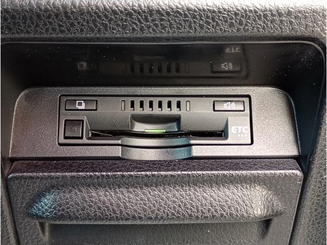 ノア Ｘ　車いす仕様車　スロープタイプ　タイプ１　車いす２脚仕様　車検２年付　福祉装置点検済　後退防止装置　車いす２名＋３名乗車　車いす１名＋６　純正ナビ　バックカメラ　左側パワースライドドア　ＥＴＣ　トヨタセーフティセンス　全国対応１年保証付　修復歴無し　福祉車両（25枚目）