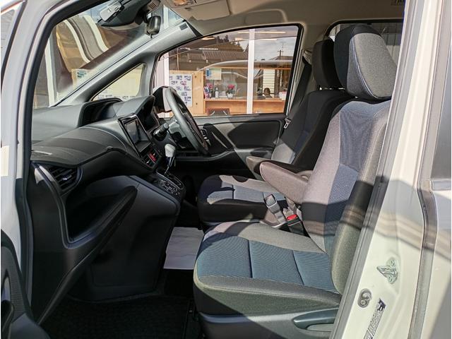 ノア Ｘ　車いす仕様車　スロープタイプ　タイプ１　車いす２脚仕様　車検２年付　福祉装置点検済　後退防止装置　車いす２名＋３名乗車　車いす１名＋６　純正ナビ　バックカメラ　左側パワースライドドア　ＥＴＣ　トヨタセーフティセンス　全国対応１年保証付　修復歴無し　福祉車両（38枚目）
