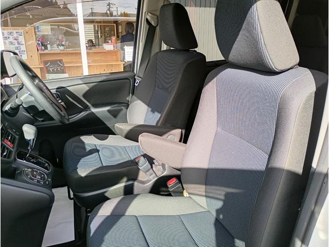 ノア Ｘ　車いす仕様車　スロープタイプ　タイプ１　車いす２脚仕様　車検２年付　福祉装置点検済　後退防止装置　車いす２名＋３名乗車　車いす１名＋６　純正ナビ　バックカメラ　左側パワースライドドア　ＥＴＣ　トヨタセーフティセンス　全国対応１年保証付　修復歴無し　福祉車両（39枚目）