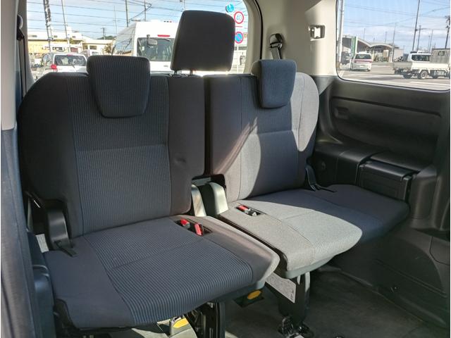 ノア Ｘ　車いす仕様車　スロープタイプ　タイプ１　車いす２脚仕様　車検２年付　福祉装置点検済　後退防止装置　車いす２名＋３名乗車　車いす１名＋６　純正ナビ　バックカメラ　左側パワースライドドア　ＥＴＣ　トヨタセーフティセンス　全国対応１年保証付　修復歴無し　福祉車両（49枚目）