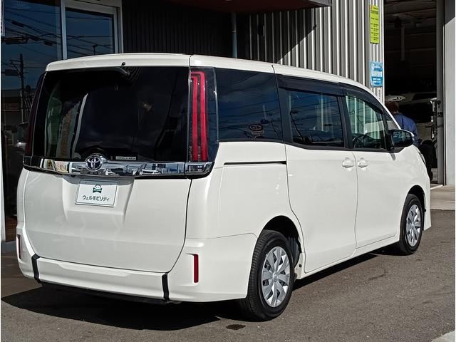 ノア Ｘ　車いす仕様車　スロープタイプ　タイプ１　車いす２脚仕様　車検２年付　福祉装置点検済　後退防止装置　車いす２名＋３名乗車　車いす１名＋６　純正ナビ　バックカメラ　左側パワースライドドア　ＥＴＣ　トヨタセーフティセンス　全国対応１年保証付　修復歴無し　福祉車両（52枚目）