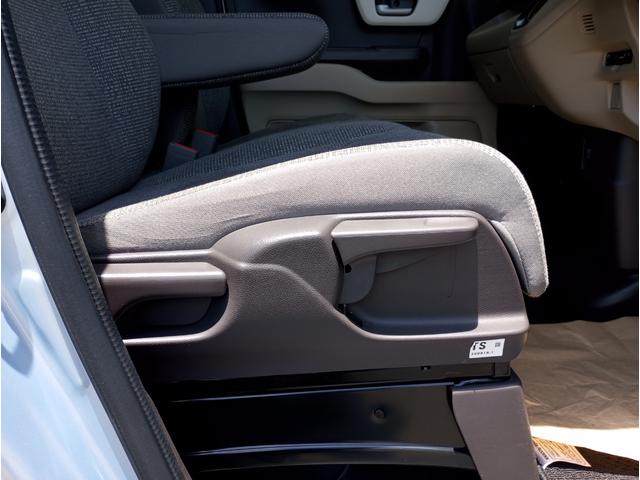 Ｎ－ＢＯＸ Ｇ・スロープＬターボホンダセンシング　車検令和９年１０月　車いすスロープ　福祉装置点検済　車いす１名＋２名乗車　通常４名乗車　リモコン式電動ウィンチ　純正ナビ　バックカメラ　ＥＴＣ　電動ステップ　全国対応１年保証付き　修復歴無し　福祉車両（38枚目）