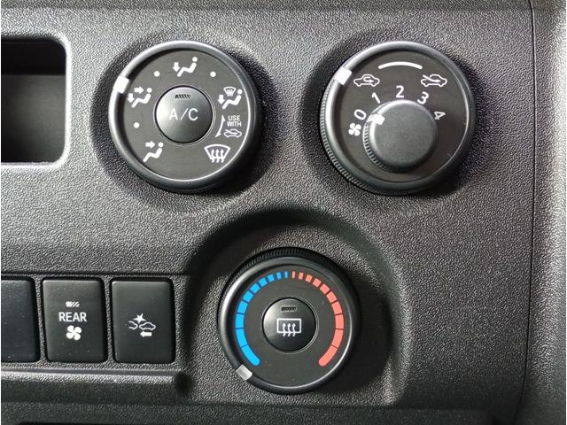 ハイエースバン ウェルキャブ　車いす仕様車　ＡＳタイプ　車検２年付　ディーゼル　車いすリフト　福祉装置点検済　車いす１名＋７名乗車　車いす２名＋５名乗車　キーレス　電動格納ミラー　電動スライドドア　バックカメラ　全国対応１年保証付き　修復歴無し　福祉車両（30枚目）