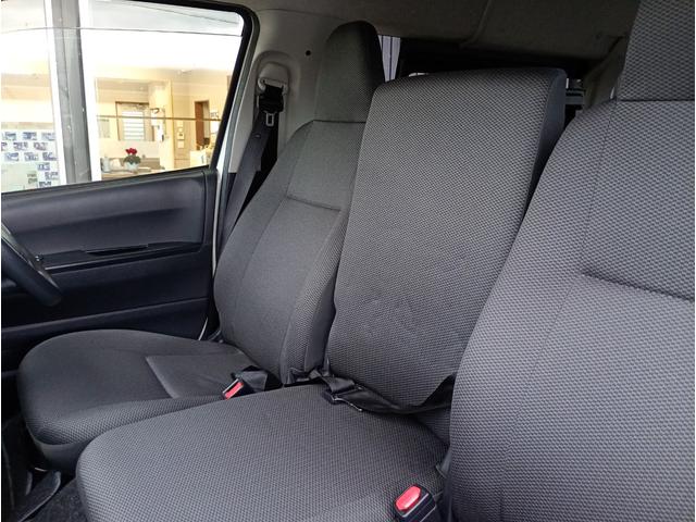 ハイエースバン ウェルキャブ　車いす仕様車　ＡＳタイプ　車検２年付　ディーゼル　車いすリフト　福祉装置点検済　車いす１名＋７名乗車　車いす２名＋５名乗車　キーレス　電動格納ミラー　電動スライドドア　バックカメラ　全国対応１年保証付き　修復歴無し　福祉車両（41枚目）