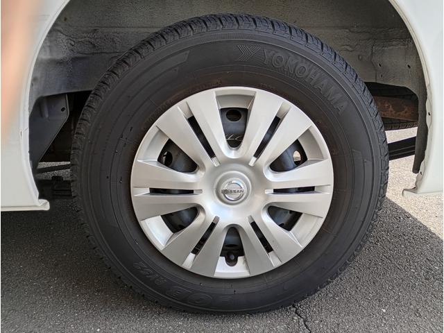 ＮＶ３５０キャラバンバン チェアキャブＭタイプ　車検２年付　福祉装置点検　車いす２名と８名乗車　車いす２基積　キーレス　ストレッチャー固定具　点滴フック　アラウンドビューモニター　エマージェンシーブレーキ　全国対応１年保証付き　修復歴無（68枚目）