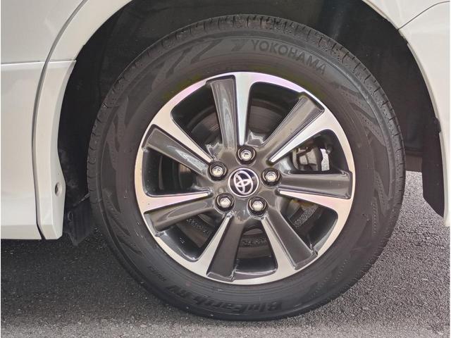 ノア Ｓｉ　ウェルキャブ車　サイドリフトアップチルトシート車　車検２年付　リモコン式回転昇降シート　７名乗車　両側パワースライドドア　トヨタセーフティセンス　純正ナビ　バックカメラ　ＥＴＣ　クルーズコントロール　全国対応１年保証付　修復歴無　福祉車両（68枚目）