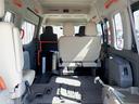 チェアキャブMタイプ 車検2年付 福祉装置点検済 車いす2名+8名乗車 ストレッチャー固定具 ナビ 全国対応1年保証付き 修復歴無し(13枚目)