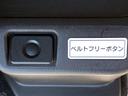 チェアキャブ　車検２年付　車いすスロープ　福祉装置点検済　車いす１名＋３名乗車　通常４名乗車　リモコン式電動ウィンチ　キーレス　スマートキー　社外ナビ　バックカメラ　　全国対応１年保証付き　修復歴無し（13枚目）