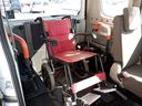 チェアキャブ　車検２年付　車いすスロープ　福祉装置点検済　車いす１名＋３名乗車　通常４名乗車　リモコン式電動ウィンチ　キーレス　スマートキー　社外ナビ　バックカメラ　　全国対応１年保証付き　修復歴無し（22枚目）