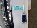 車いす仕様車　Ｂタイプ　車検２年付　ディーゼル　車いすリフト　福祉装置点検済　車いす２名＋８名乗車　キーレス　純正ナビ　バックカメラ　コーナーセンサー　オートステップ　全国対応１年保証付き　修復歴無し　福祉車両　ハイエース（10枚目）