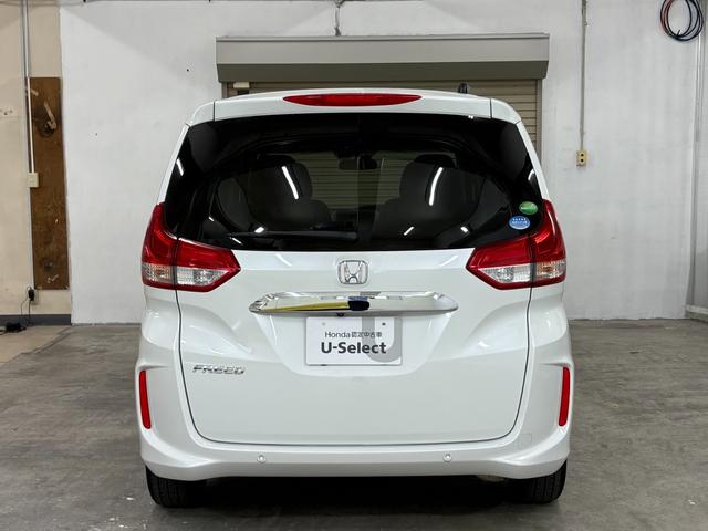フリード Ｇ・ホンダセンシング　社外ナビフルセグＢカメラＥＴＣＬＥＤＡＷ　Ｆセグ　追突被害軽減ブレーキ　ｉストップ　Ｗエアバッグ　パワーウィンドウ　アクティブクルーズコントロール　スマートキ　カラーバックモニター　ＶＳＡ　エアコン（10枚目）