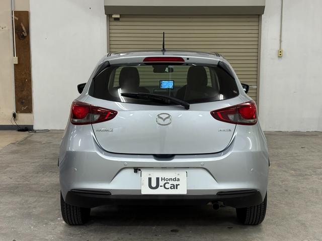 ＭＡＺＤＡ２ １５Ｃ　後付ナビワンセグＢカメラＥＴＣＬＥＤ　スマートシティブレーキサポート　マニュアルエアコン　ＥＴＣ車載器　横滑り防止装置　バックモニター　ＬＥＤヘッドライト　アイドリング　助手席エアバッグ　キーレス（10枚目）