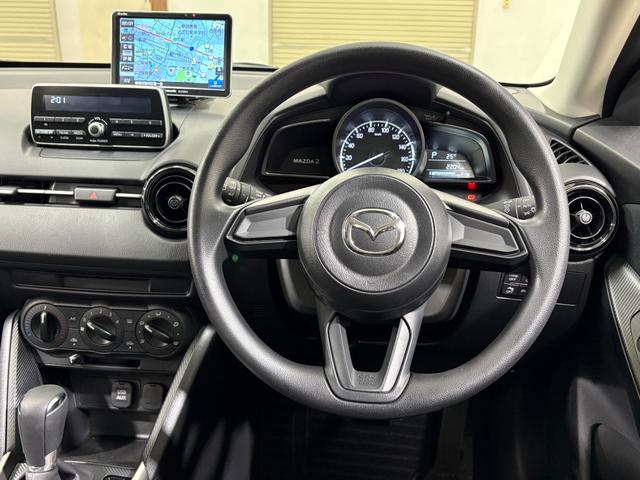 ＭＡＺＤＡ２ １５Ｃ　後付ナビワンセグＢカメラＥＴＣＬＥＤ　スマートシティブレーキサポート　マニュアルエアコン　ＥＴＣ車載器　横滑り防止装置　バックモニター　ＬＥＤヘッドライト　アイドリング　助手席エアバッグ　キーレス（12枚目）