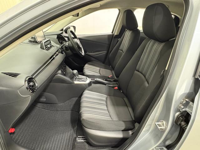 ＭＡＺＤＡ２ １５Ｃ　後付ナビワンセグＢカメラＥＴＣＬＥＤ　スマートシティブレーキサポート　マニュアルエアコン　ＥＴＣ車載器　横滑り防止装置　バックモニター　ＬＥＤヘッドライト　アイドリング　助手席エアバッグ　キーレス（25枚目）