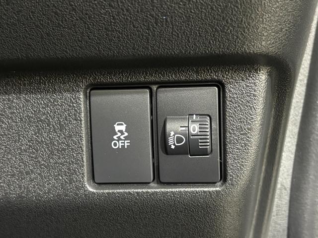 Ｎ－ＢＯＸカスタム ベースグレード　ナビフルセグＢカメラＬＥＤＡＷ　Ｗ電動ドア　ＵＳＢ接続　ＣＭＢＳ　オートエアコン　スマートキ　クルコン　バックカメラ　フルセグＴＶ　パワーステアリング　エアバッグ　ＥＳＣ　パワーウインドウ　フリーキー（21枚目）