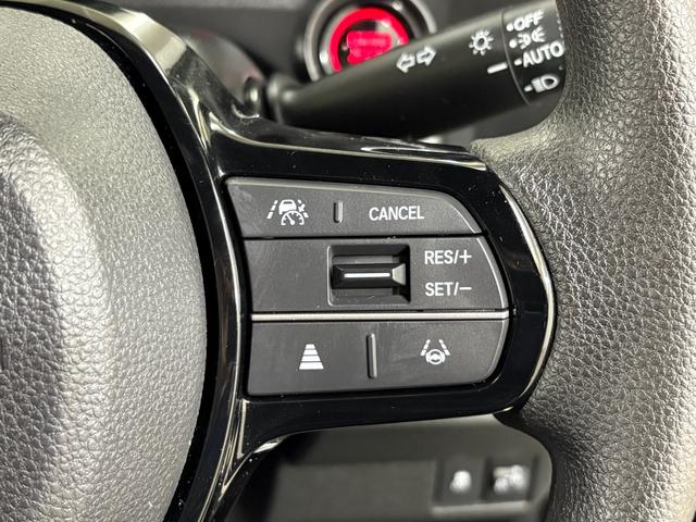 Ｎ－ＢＯＸカスタム ベースグレード　ナビフルセグＢカメラＬＥＤＡＷ　Ｗ電動ドア　ＵＳＢ接続　ＣＭＢＳ　オートエアコン　スマートキ　クルコン　バックカメラ　フルセグＴＶ　パワーステアリング　エアバッグ　ＥＳＣ　パワーウインドウ　フリーキー（23枚目）