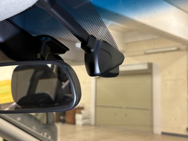 フリード＋ハイブリッド ハイブリッド・クロスターホンダセンシング　ナビフルセグＢカメラＥＴＣＬＥＤＡＷ　バックカメラ　シートヒーター　地デジフルセグ　両側電動ドア　サイドエアバッグ　ＬＥＤヘッドライト　スマートキー　横滑り防止装置　クルーズコントロール　ドラレコ（26枚目）