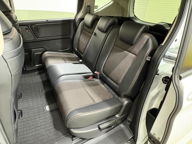 フリード＋ハイブリッド ハイブリッド・クロスターホンダセンシング　ナビフルセグＢカメラＥＴＣＬＥＤＡＷ　バックカメラ　シートヒーター　地デジフルセグ　両側電動ドア　サイドエアバッグ　ＬＥＤヘッドライト　スマートキー　横滑り防止装置　クルーズコントロール　ドラレコ（32枚目）